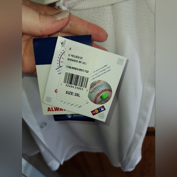 Majestic MLB Brewers Christian Yelich white jersey - Picture 12 of 15